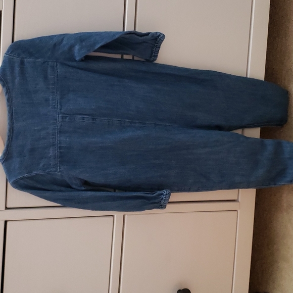 Old Navy denim jumpsuit, 18-24 months. - Picture 2 of 3